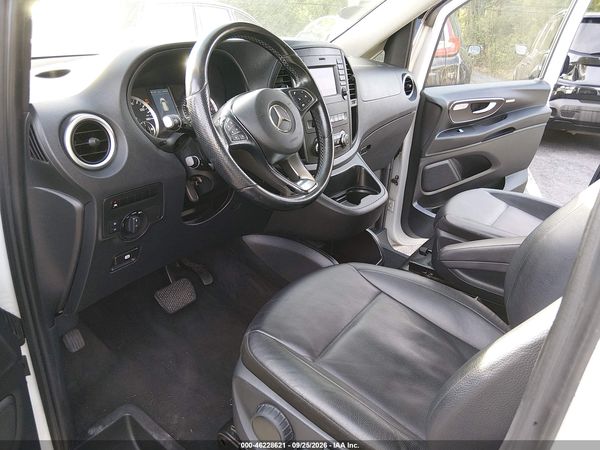 2016 MERCEDES-BENZ METRIS — I155