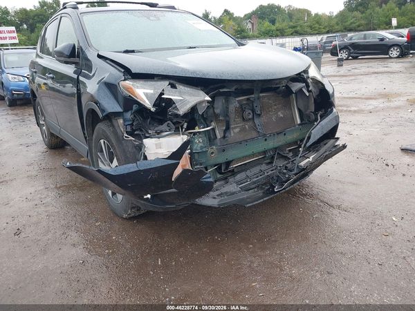 2017 TOYOTA RAV4 XLE — I6