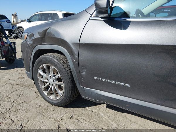 2021 JEEP CHEROKEE LATITUDE LUX FWD — I153
