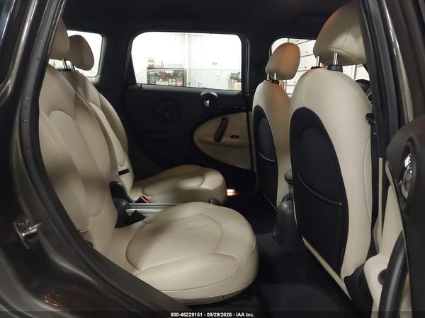 2012 MINI COOPER S COUNTRYMAN — I8