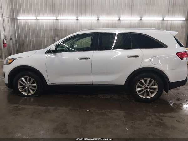 2016 KIA SORENTO 2.4L LX — I117