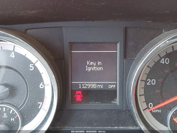 2013 DODGE GRAND CARAVAN SXT — I7