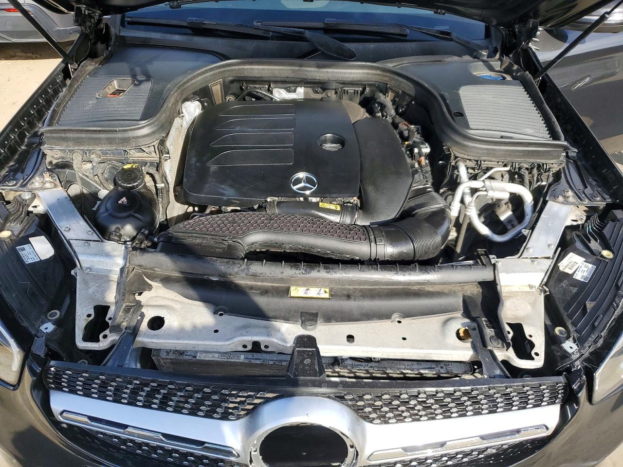 2020 MERCEDES-BENZ GLC GLC300