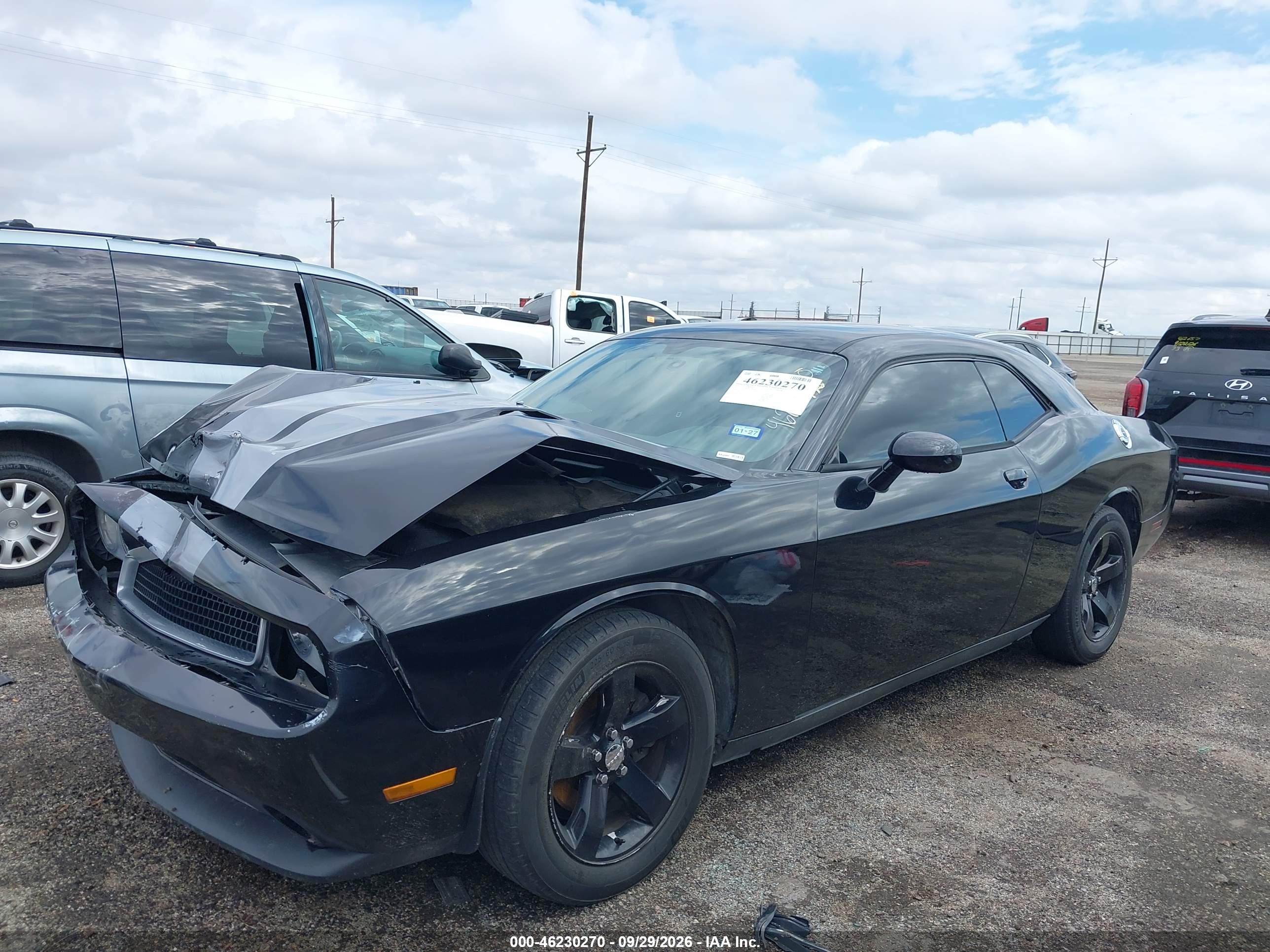 2012 DODGE CHALLENGER SXT — I2