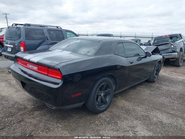 2012 DODGE CHALLENGER SXT — I4