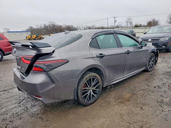 2024 TOYOTA CAMRY