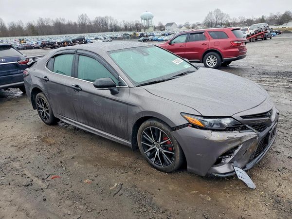 2024 TOYOTA CAMRY
