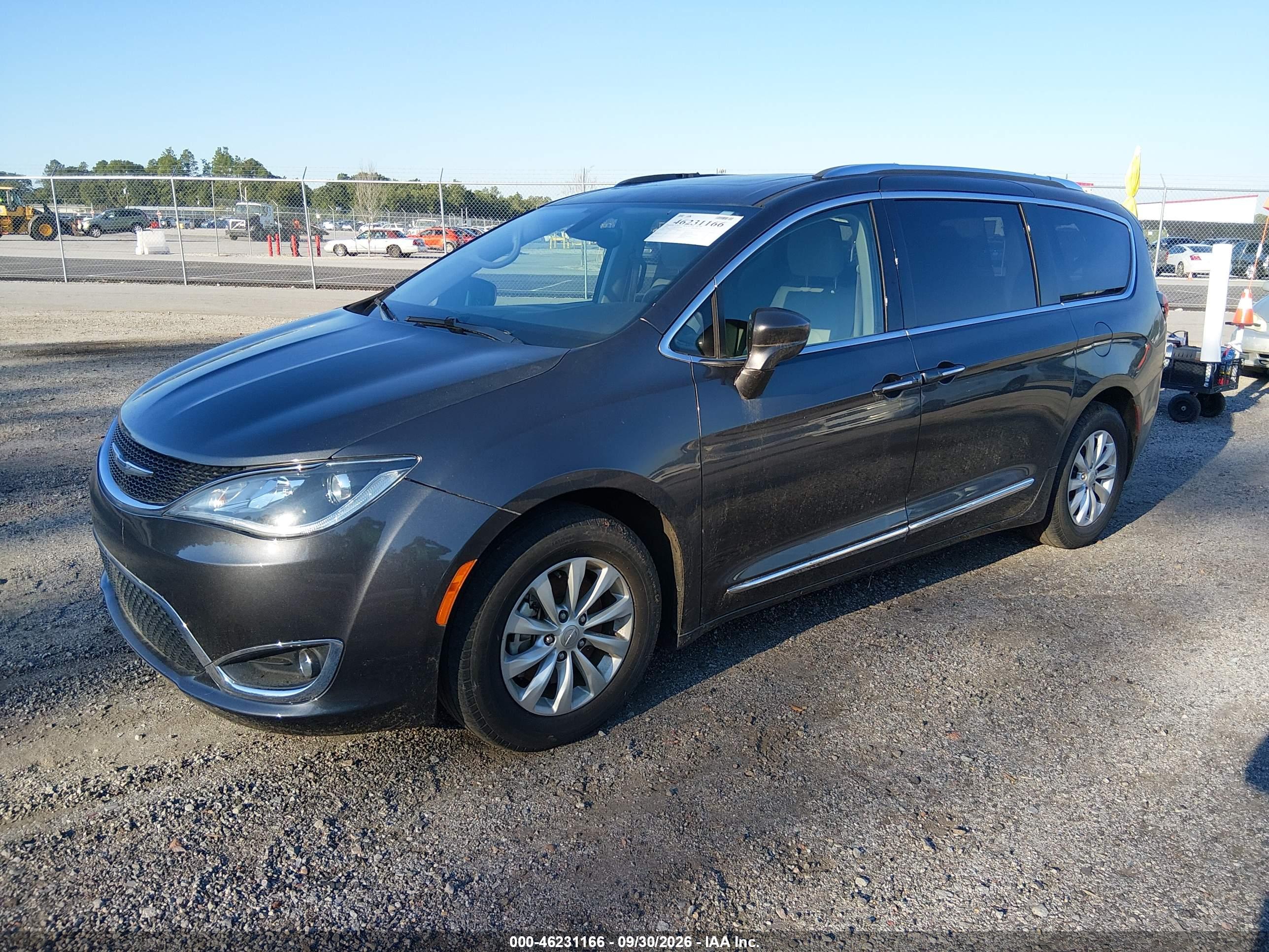 2018 CHRYSLER PACIFICA TOURING L PLUS — I2
