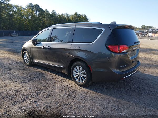 2018 CHRYSLER PACIFICA TOURING L PLUS — I3