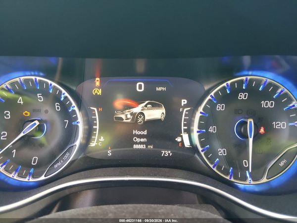 2018 CHRYSLER PACIFICA TOURING L PLUS — I7