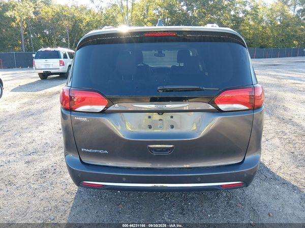 2018 CHRYSLER PACIFICA TOURING L PLUS — I119