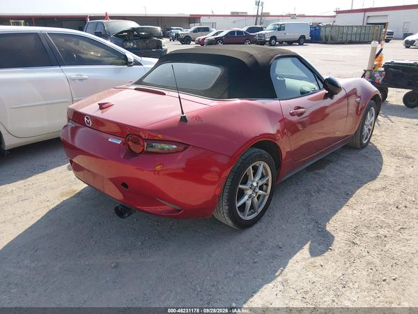 2017 MAZDA MX-5 MIATA SPORT — I4