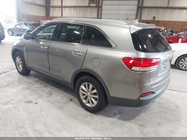 2016 KIA SORENTO 2.4L LX — I3