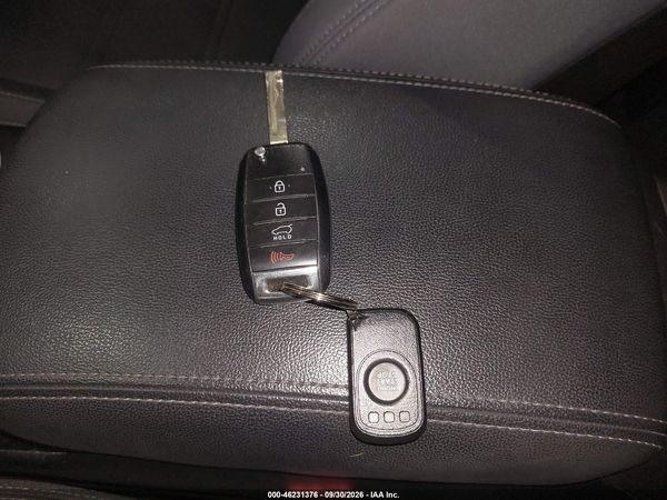2016 KIA SORENTO 2.4L LX — I11