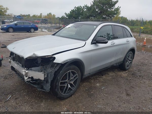 2018 MERCEDES-BENZ GLC 300 — I2
