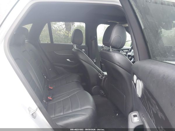 2018 MERCEDES-BENZ GLC 300 4MATIC — I8