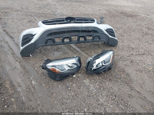 2018 MERCEDES-BENZ GLC 300 4MATIC — I13
