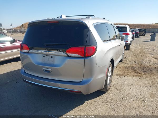 2018 CHRYSLER PACIFICA TOURING L — I4
