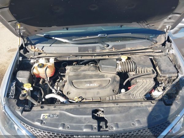 2018 CHRYSLER PACIFICA TOURING L — I10