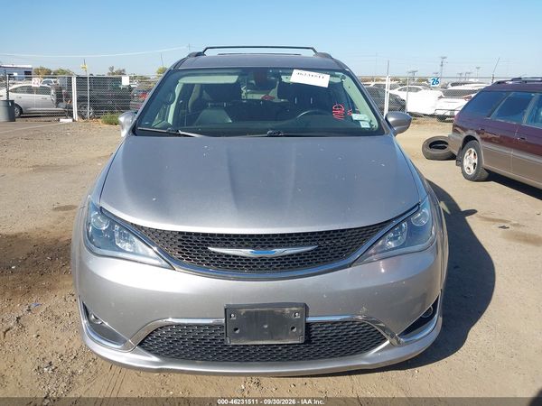 2018 CHRYSLER PACIFICA TOURING L — I115