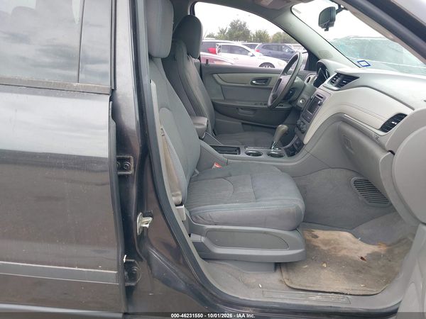 2014 CHEVROLET TRAVERSE LS — I5
