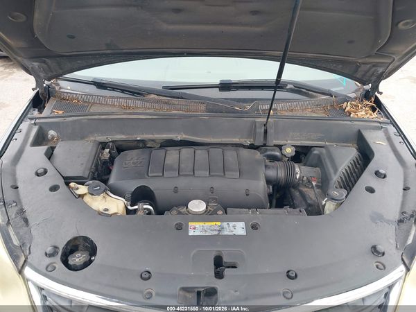 2014 CHEVROLET TRAVERSE LS — I10