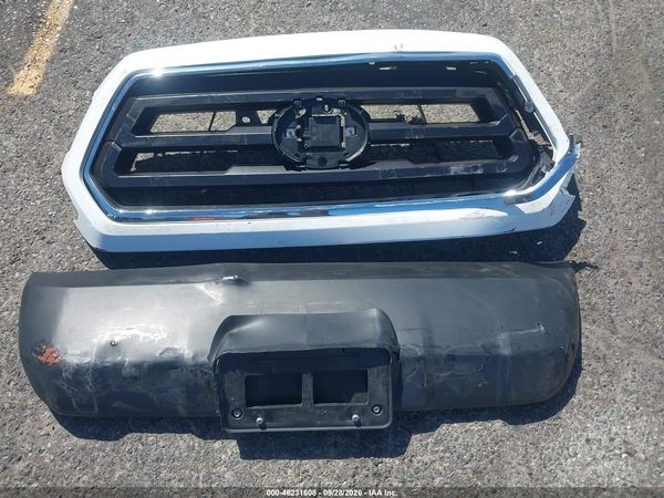 2020 TOYOTA TACOMA SR5 V6 — I13