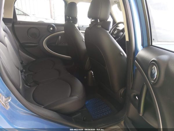 2012 MINI COOPER COUNTRYMAN — I8