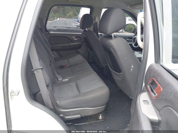 2012 CHEVROLET TAHOE COMMERCIAL FLEET — I8
