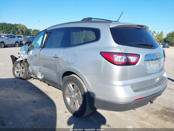 2015 CHEVROLET TRAVERSE 2LT — I3