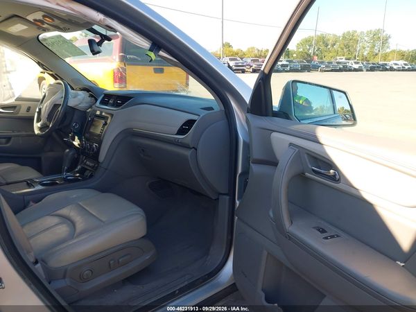2015 CHEVROLET TRAVERSE 2LT — I5