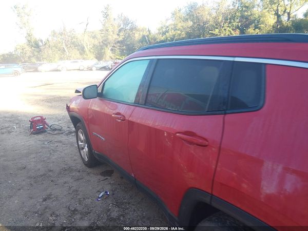 2018 JEEP COMPASS LATITUDE 4X4 — I117