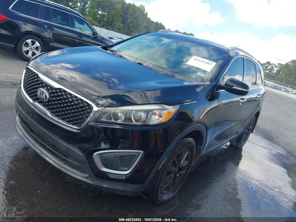 2017 KIA SORENTO 3.3L LX — I2