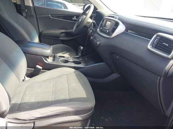 2017 KIA SORENTO 3.3L LX — I5