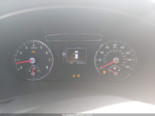 2017 KIA SORENTO 3.3L LX — I7