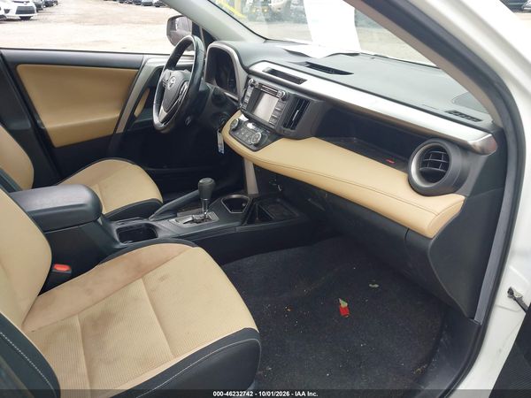 2017 TOYOTA RAV4 XLE — I5