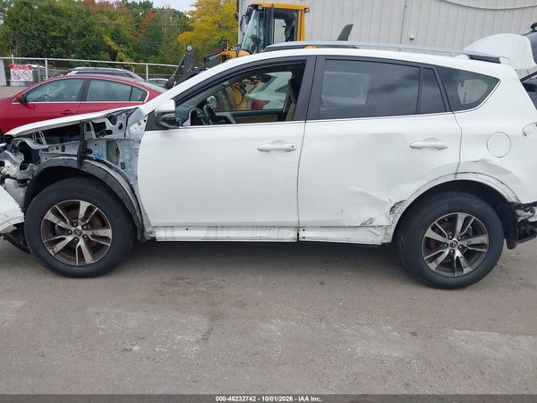 2017 TOYOTA RAV4 XLE — I117