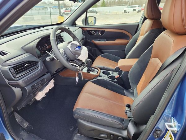 2025 SUBARU FORESTER Touring