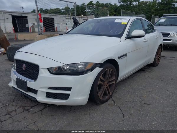 2017 JAGUAR XE — I2