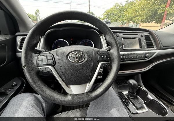 2018 TOYOTA HIGHLANDER LE — I154