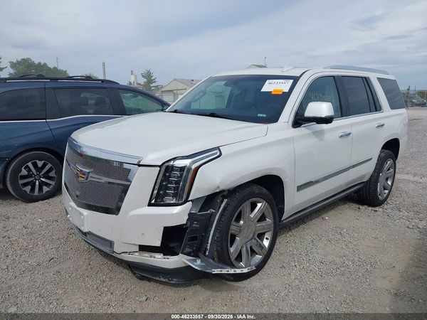 2018 CADILLAC ESCALADE — I2