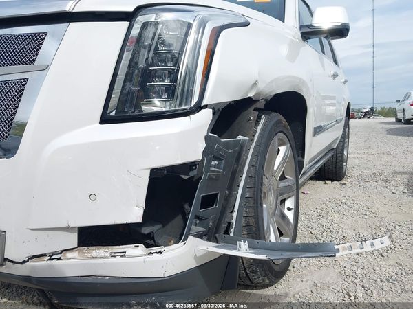 2018 CADILLAC ESCALADE PREMIUM LUXURY — I154