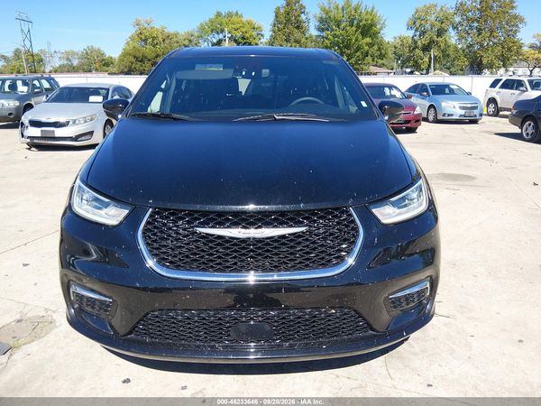 2026 CHRYSLER PACIFICA LIMITED — I115