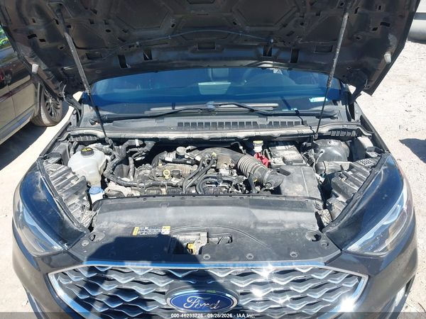 2020 FORD EDGE TITANIUM — I10