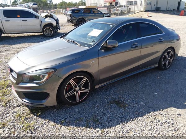 2015 MERCEDES-BENZ CLA 250 — I2