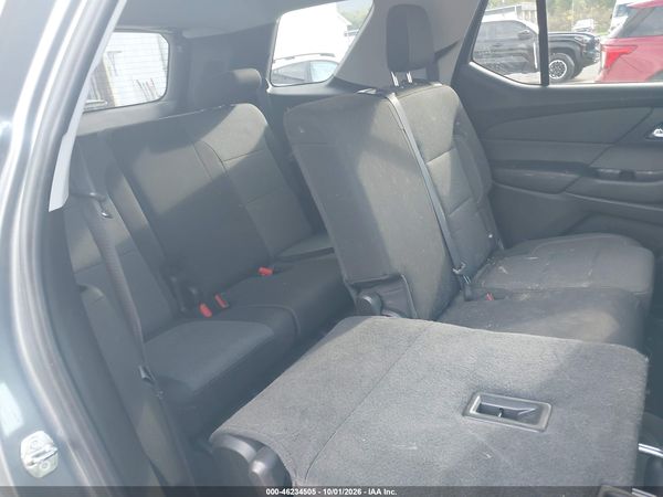 2018 CHEVROLET TRAVERSE 1LT — I8
