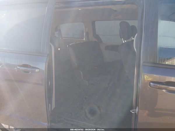 2018 DODGE GRAND CARAVAN SE — I8
