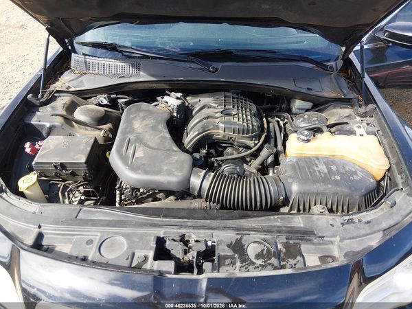 2012 CHRYSLER 300 Base/Limited — I10