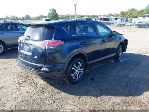 2018 TOYOTA RAV4 LE — I4