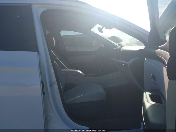 2025 HYUNDAI TUCSON SEL — I5